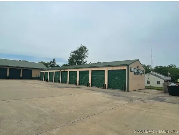 $1,299,000 | 31 Sunshine Drive, Montreal, MO 65591