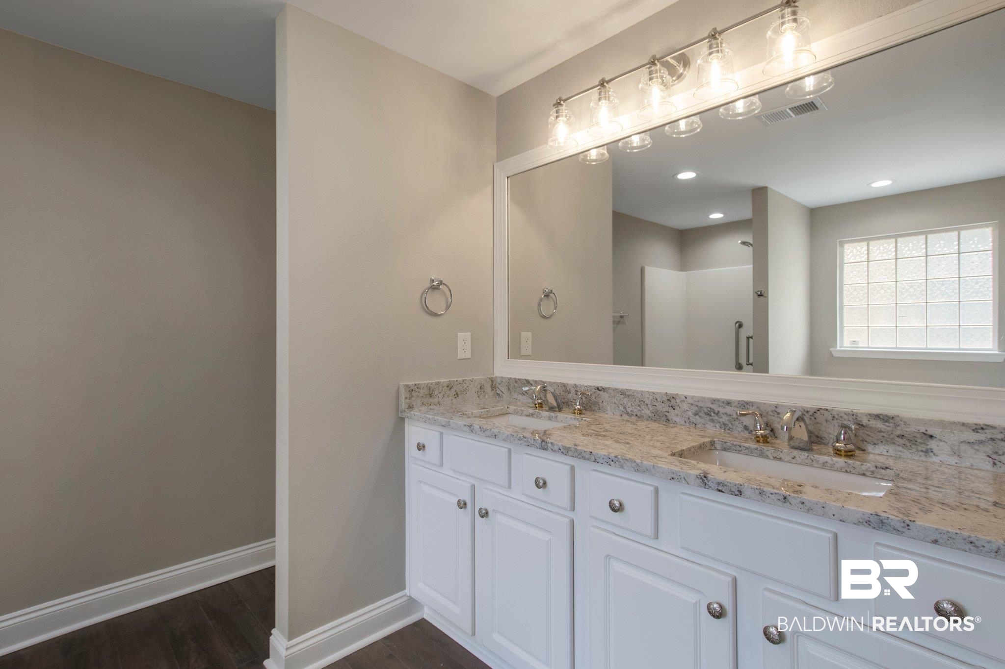 1040 Destin Avenue Foley, AL 36535 - Photo 33 of 50 Primary Bath