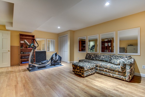 1 Dover Lane Lexington, MA 02421 - Photo 28 of 30 Gallery Image 28