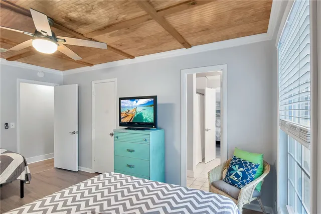 $969,000 | 303 Wymberly Road, St. Simons Island, GA 31522