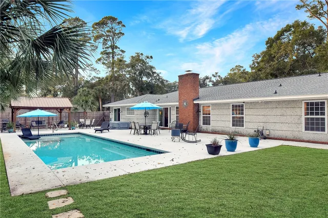 $969,000 | 303 Wymberly Road, St. Simons Island, GA 31522