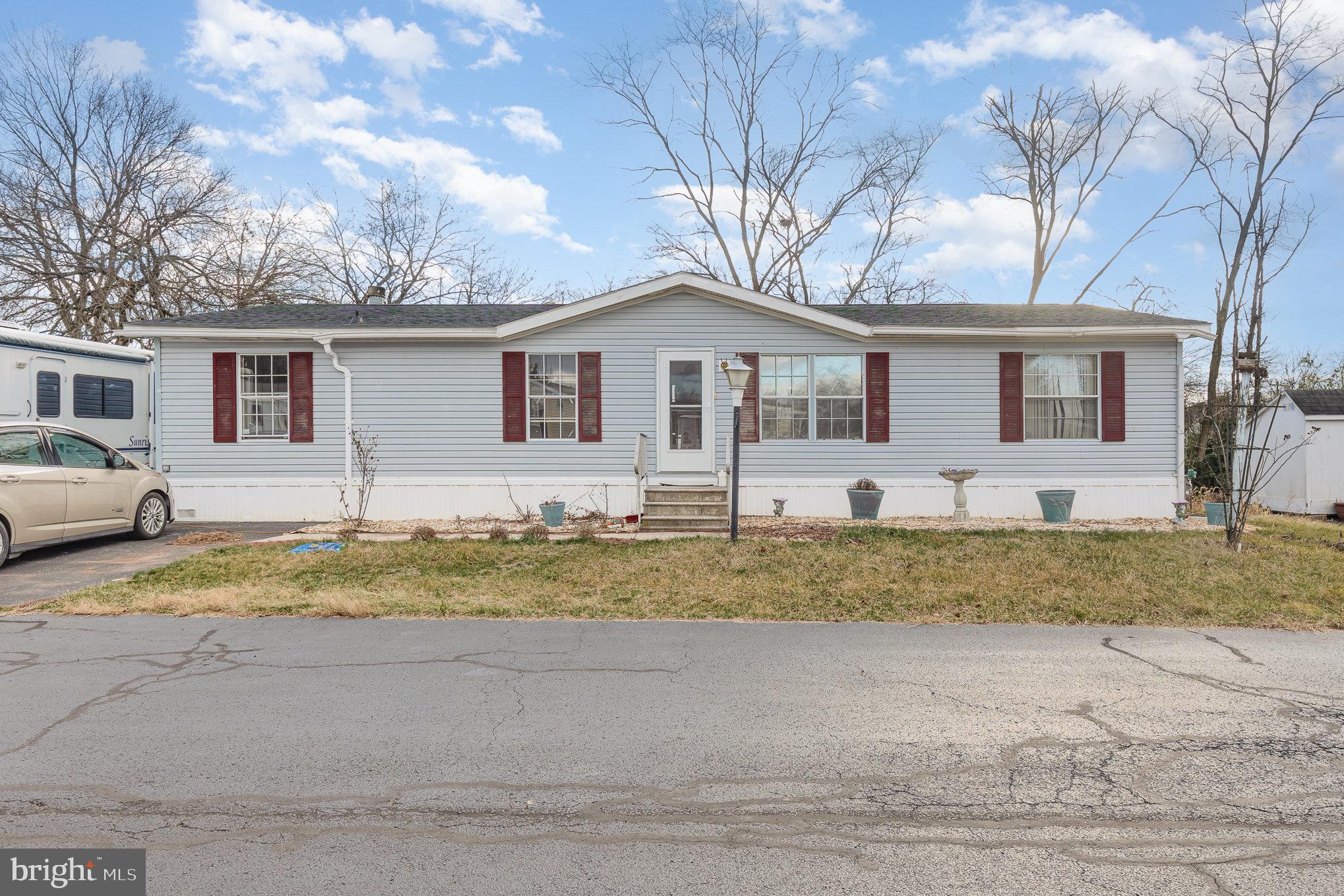 13 Bonneau Heights Road Gettysburg, PA 17325 - Photo 1 of 17 Gallery Image 1