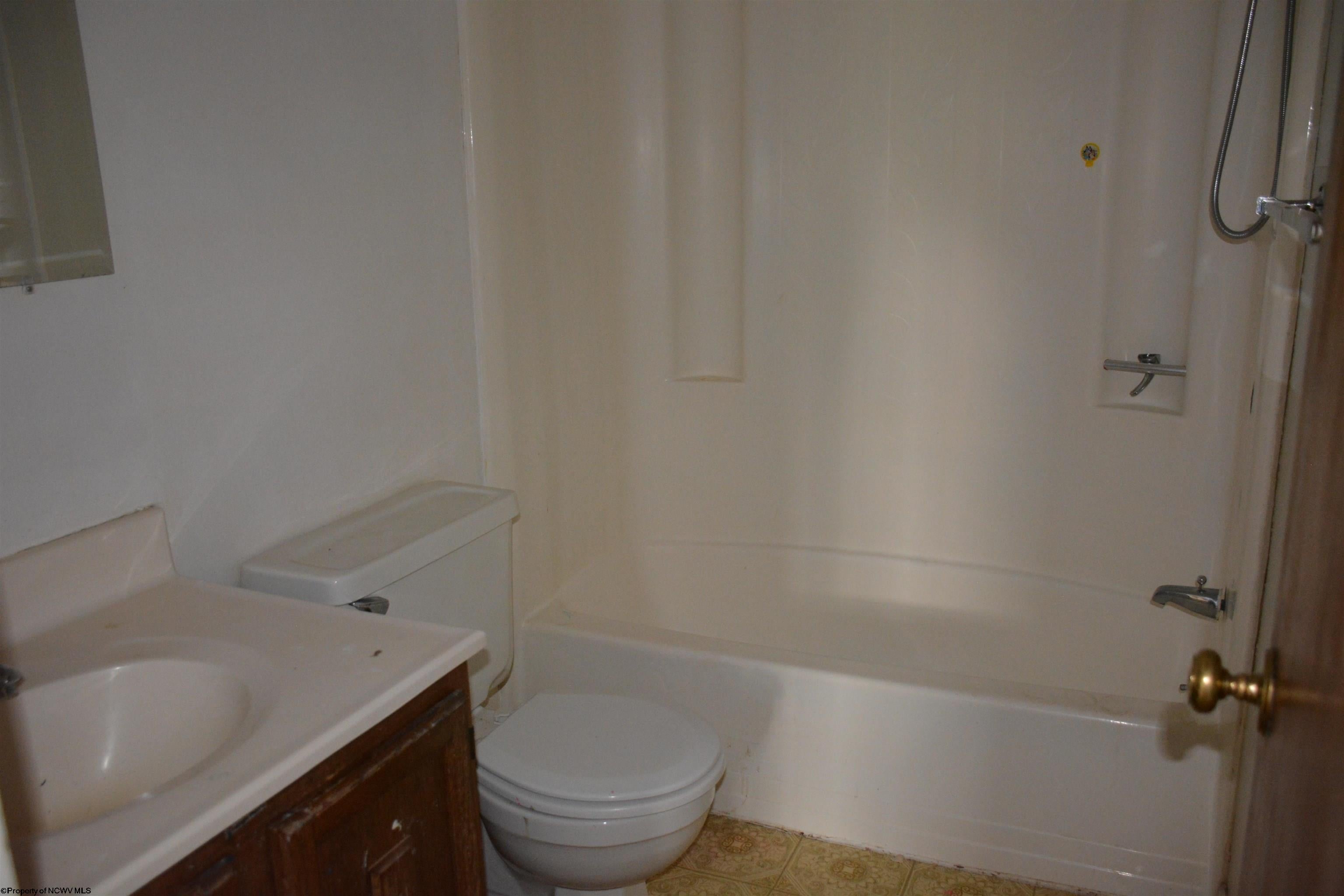 908 Old Mill Road Weston, WV 26452 - Photo 9 of 18 Gallery Image 9