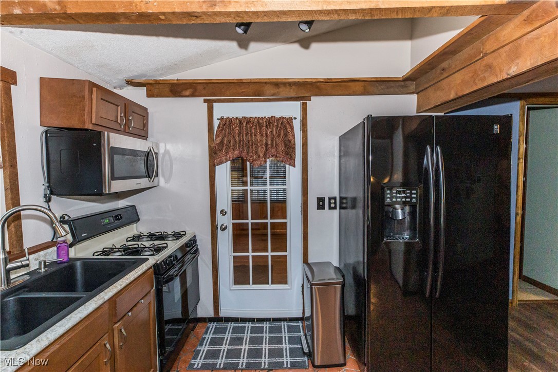 4078 Pardee Road Stow, OH 44224 - Photo 11 of 50 Gallery Image 11