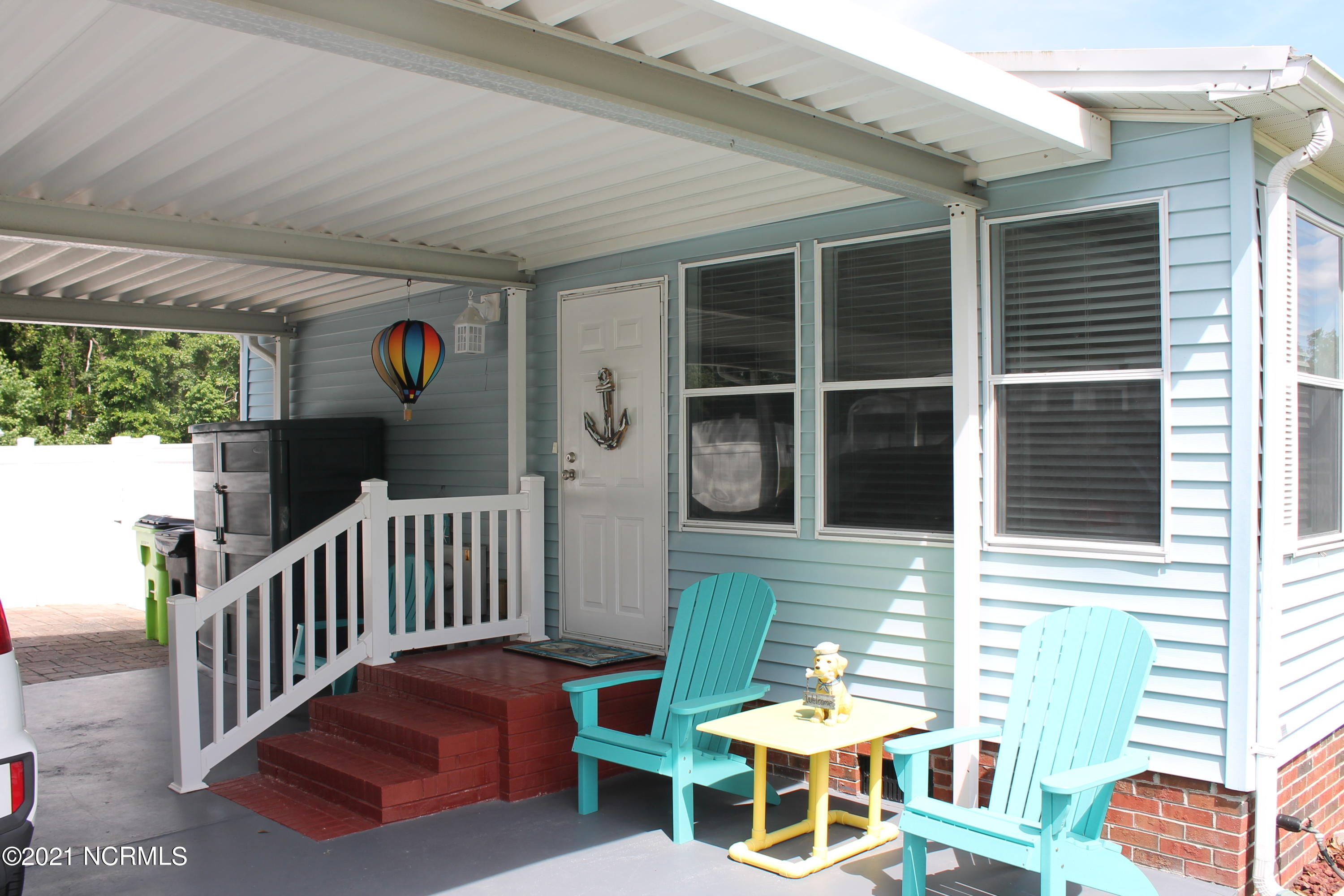 510 Sand Ridge Road New Bern, NC 28560 - Photo 4 of 52 IMG_8959