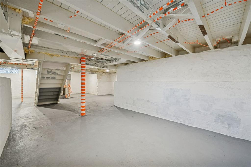 1280 Armstrong Street Irwin, PA 15642 - Photo 22 of 36 a view of empty room with empty racks