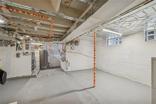 a view of a garage