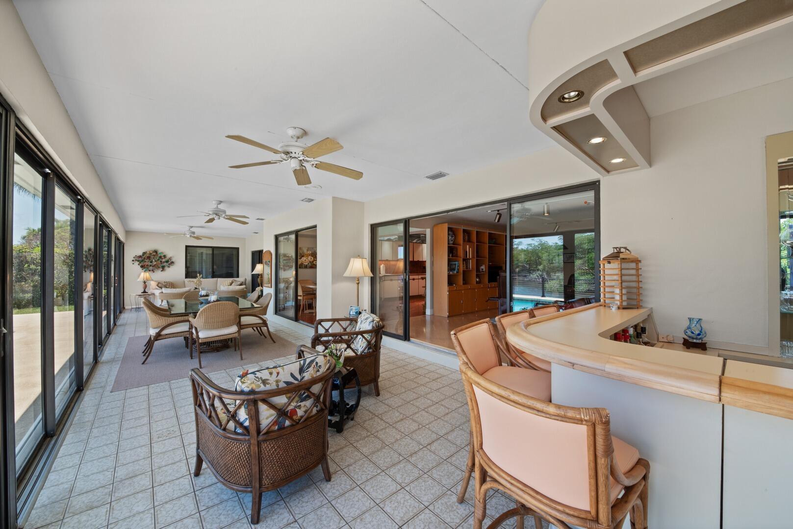 7 Inlet Cay Drive Ocean Ridge, FL 33435 - Photo 32 of 54 a living room with furniture