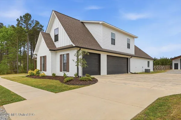 $749,000 | 361 Stump Ridge Road, Brandon, MS 39047