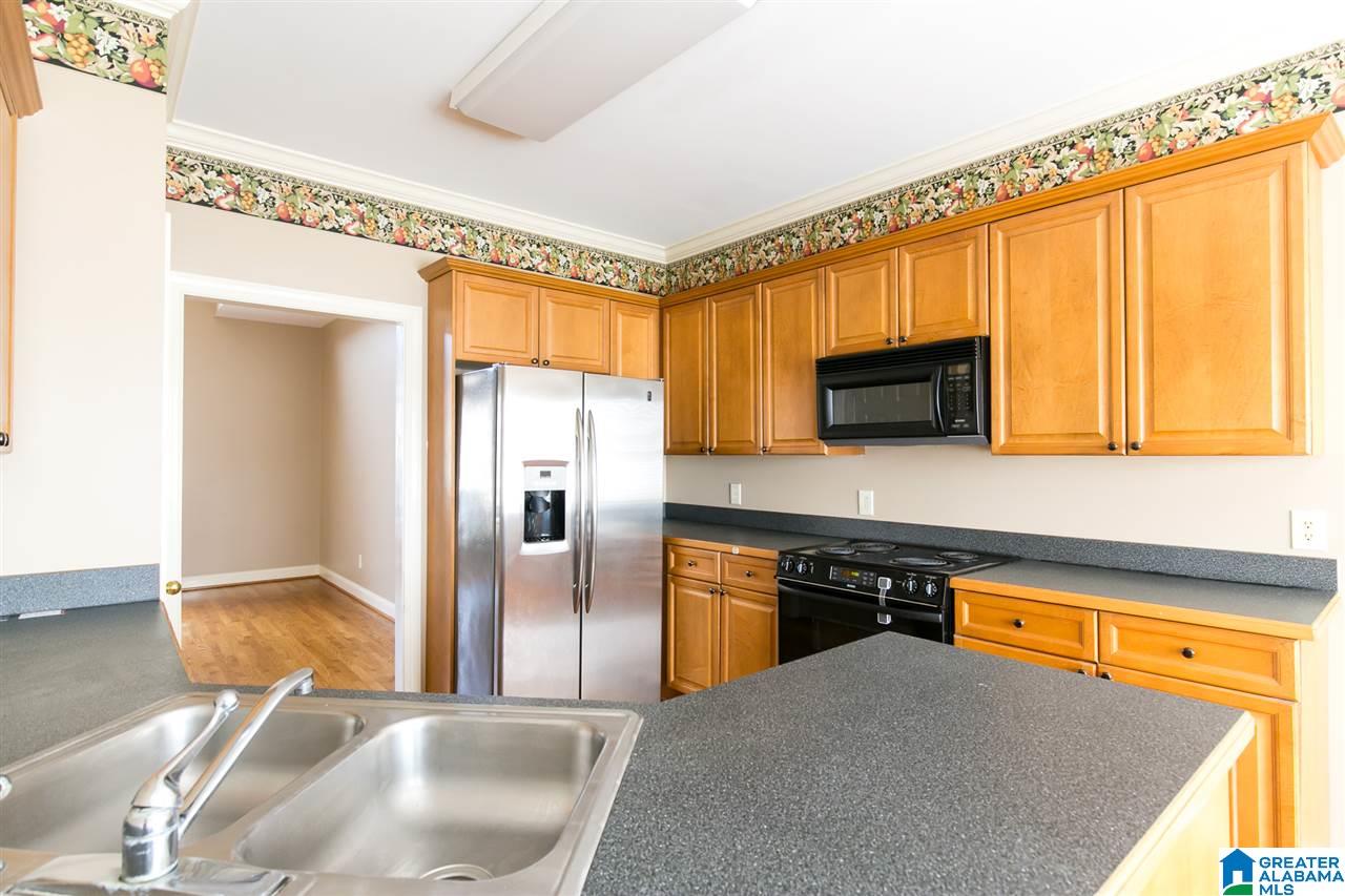 858 Meadow Ridge Lane Birmingham, AL 35242 - Photo 9 of 23