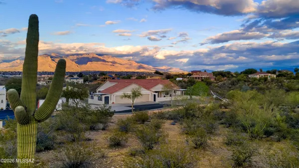 $1,100,000 | 4892 West Sunset Road, Tucson, AZ 85743