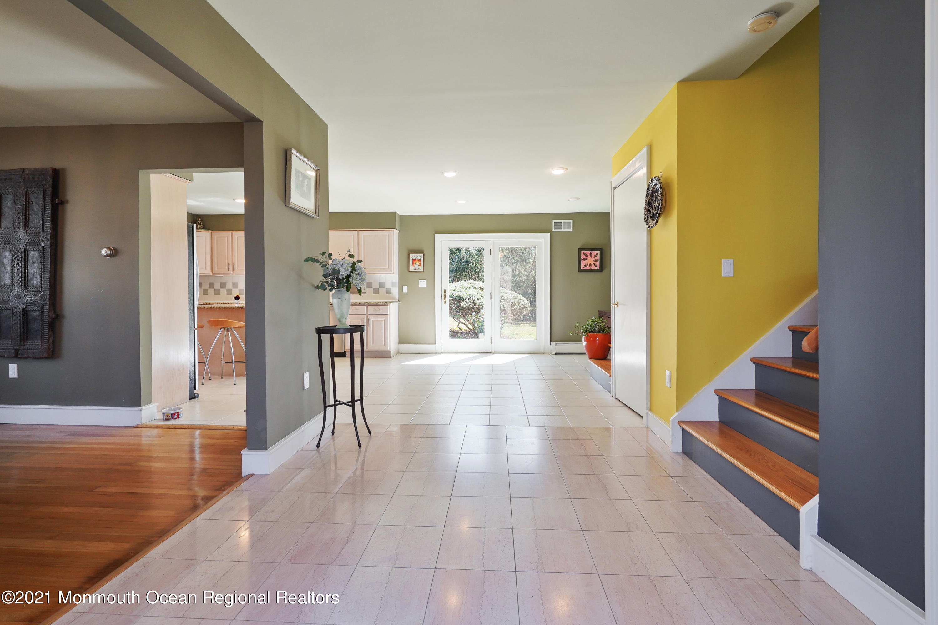 95 River Road Rumson, NJ 07760 - Photo 8 of 43 21 FOYER2 DSC01731