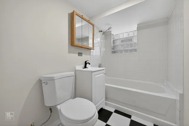 $420,000 | 4754 South Langley Avenue, Chicago, IL 60615