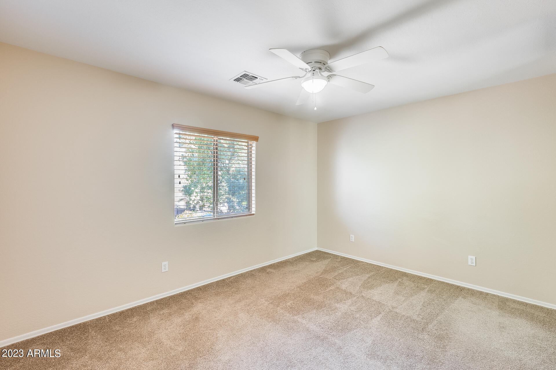 43254 West Cowpath Road Maricopa, AZ 85138 - Photo 38 of 47 37