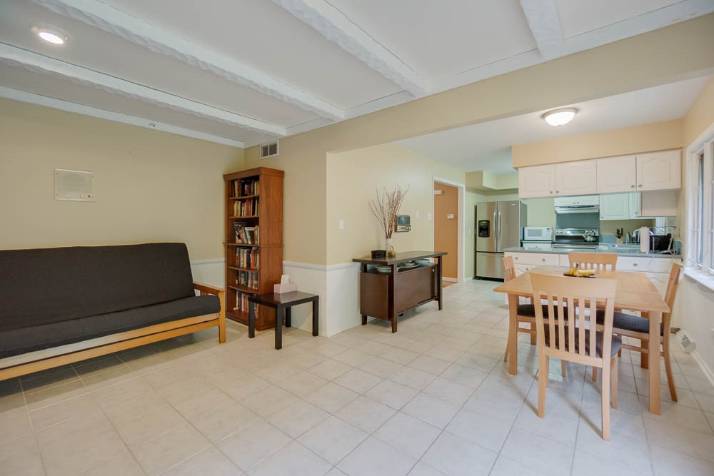 1302 Winfield Road Bloomington, IN 47401 - Photo 13 of 26