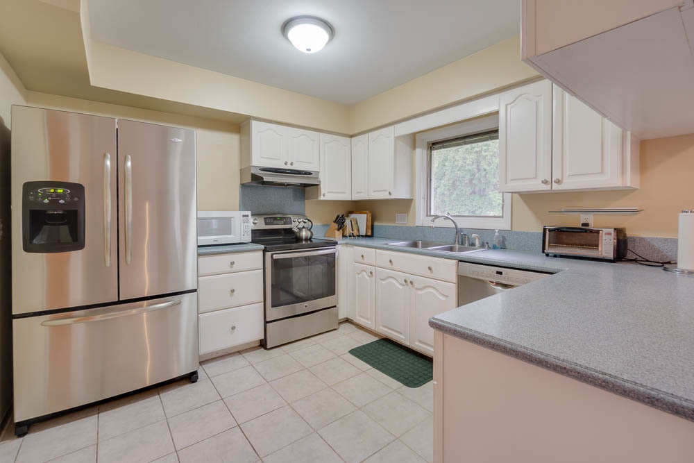 1302 Winfield Road Bloomington, IN 47401 - Photo 7 of 26