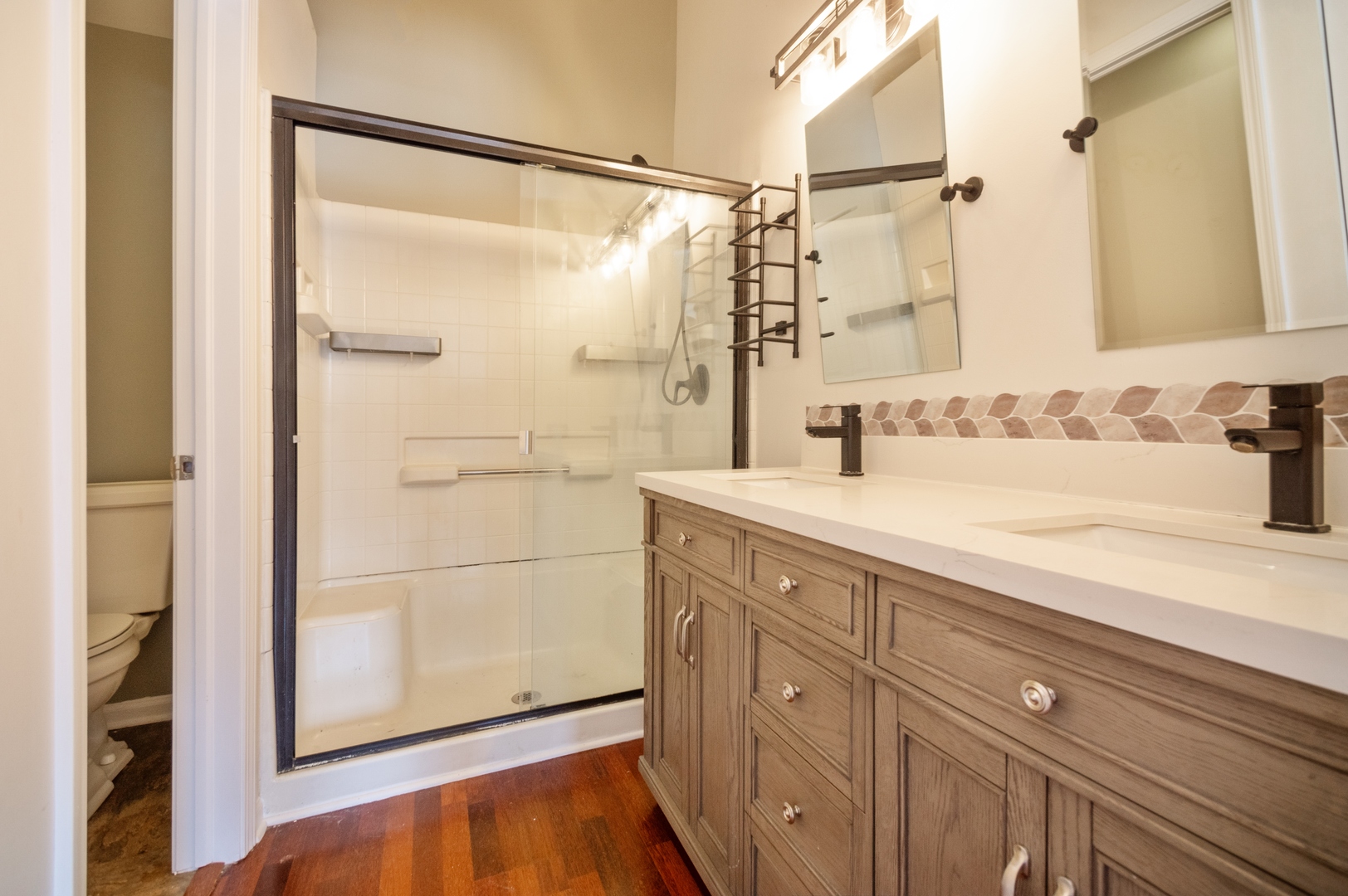 9449 Brockton Lane, Unit B2 Des Plaines, IL 60016 - Photo 8 of 12