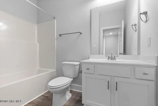 $300,900 | 300 East Theriault Court, Jacksonville, NC 28540