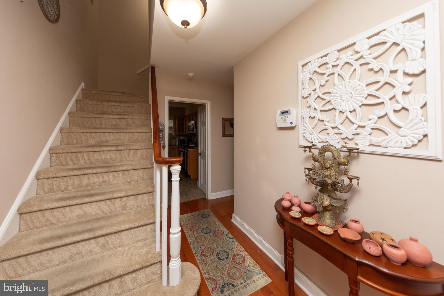 309 Old Farm Road Wyncote, PA 19095 - Photo 5 of 27 Gallery Image 5