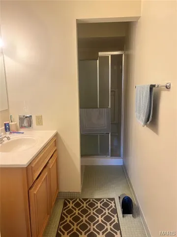 $105,000 | 10387 Forest Brook Lane, St. Louis, MO 63146