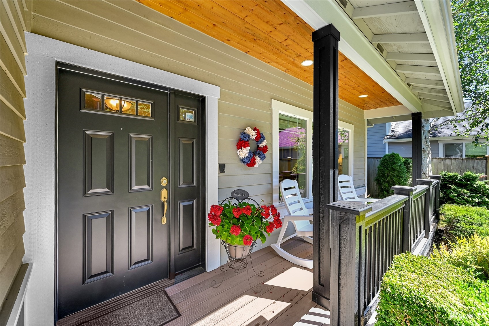 14220 Beverly Park Road, Unit B Edmonds, WA 98026 - Photo 1 of 31 Gallery Image 1