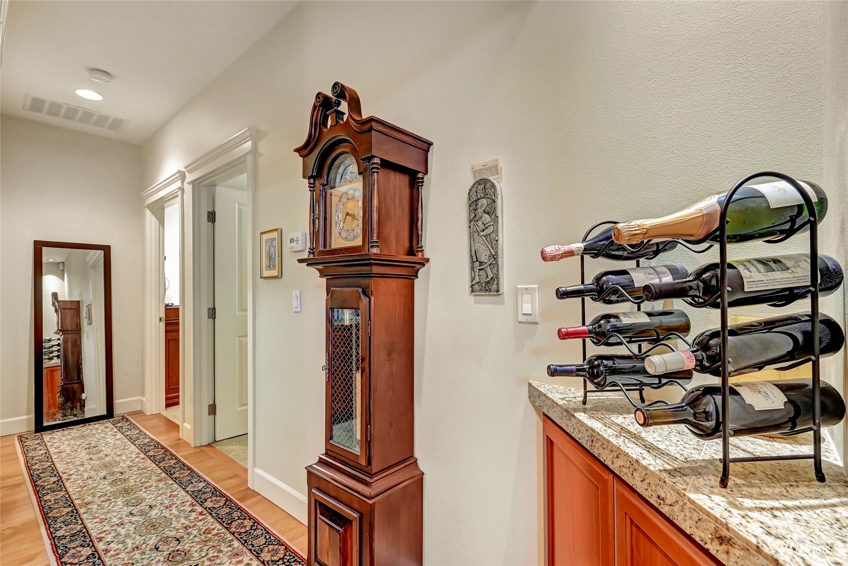 14220 Beverly Park Road, Unit B Edmonds, WA 98026 - Photo 16 of 31 Gallery Image 16