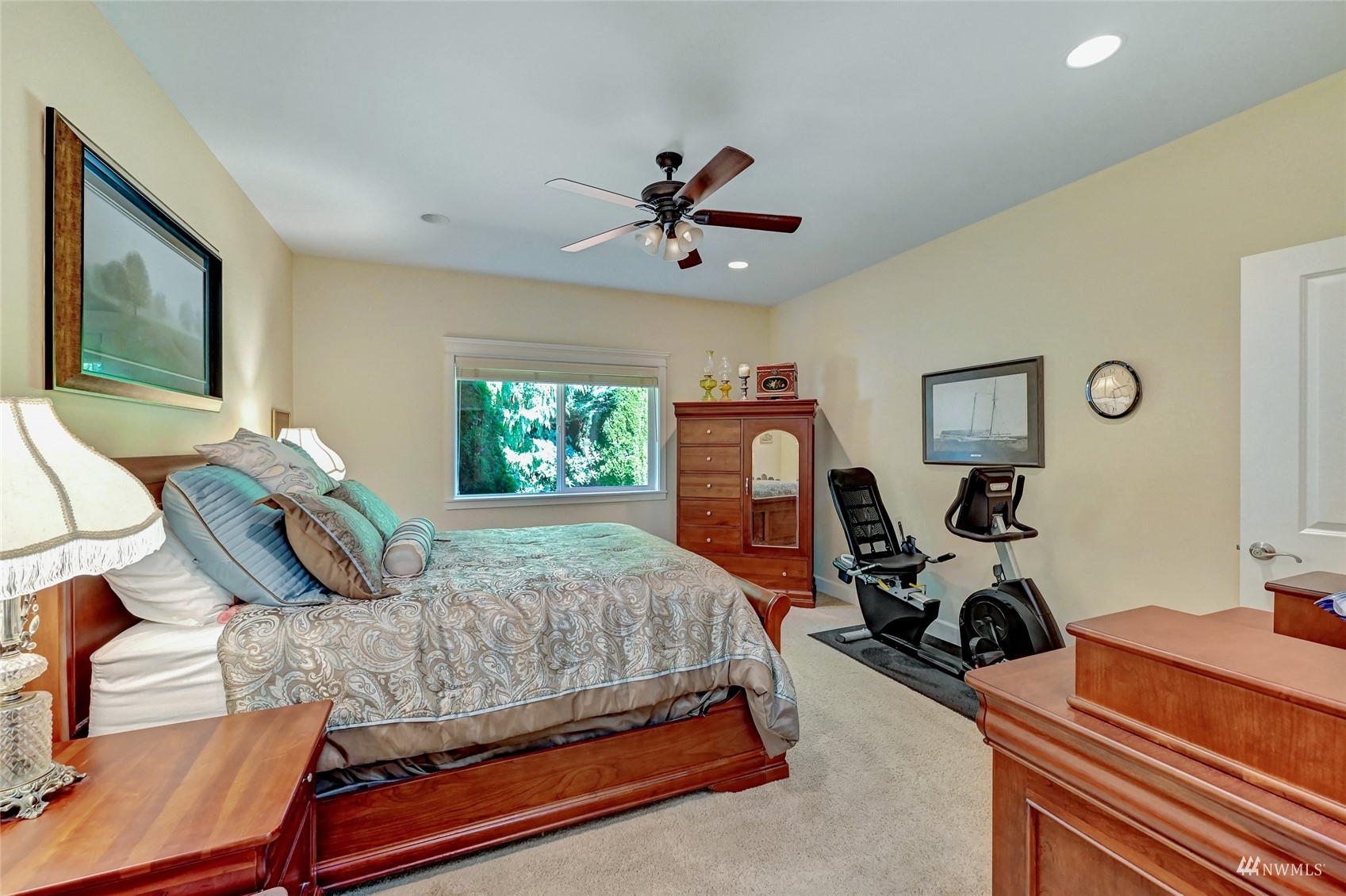14220 Beverly Park Road, Unit B Edmonds, WA 98026 - Photo 18 of 31 Gallery Image 18