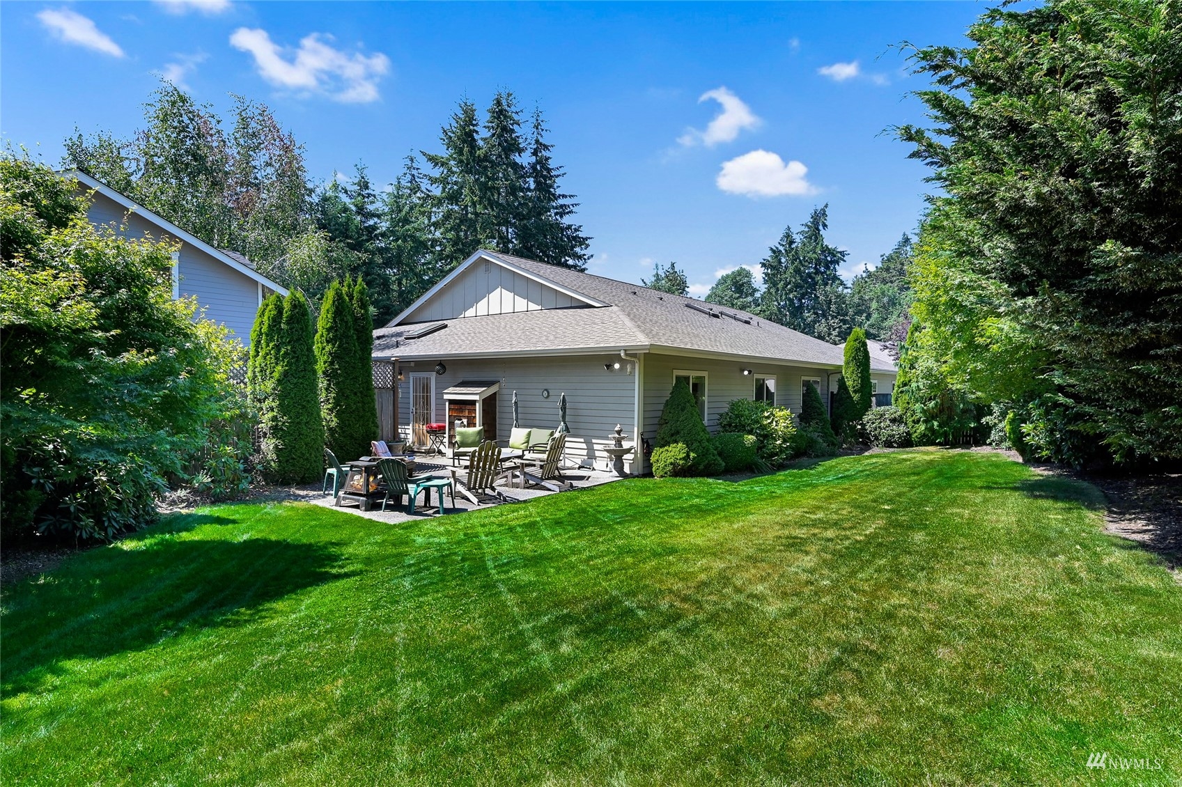 14220 Beverly Park Road, Unit B Edmonds, WA 98026 - Photo 29 of 31 Gallery Image 29
