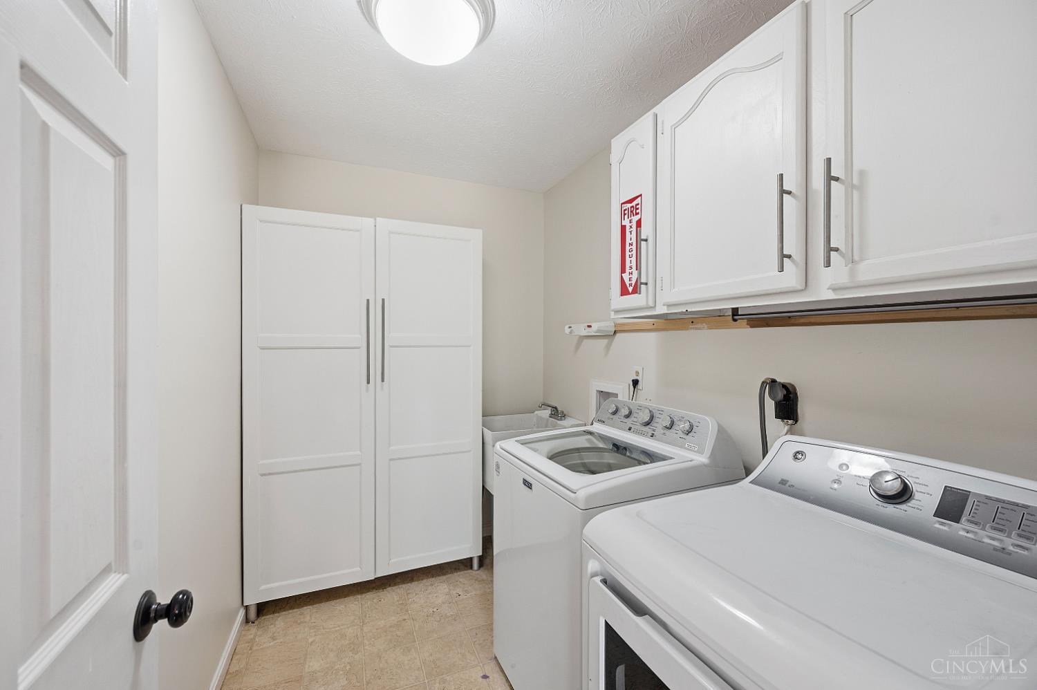 3883 Fulton Grove Road Cincinnati, OH 45245 - Photo 40 of 70