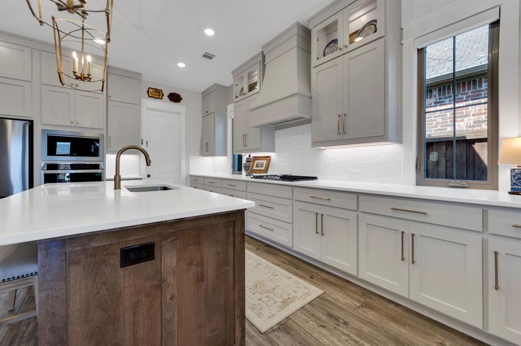 2218 Somercrest Place Midlothian, TX 76065 - Photo 14 of 40 Tons of cabinetry