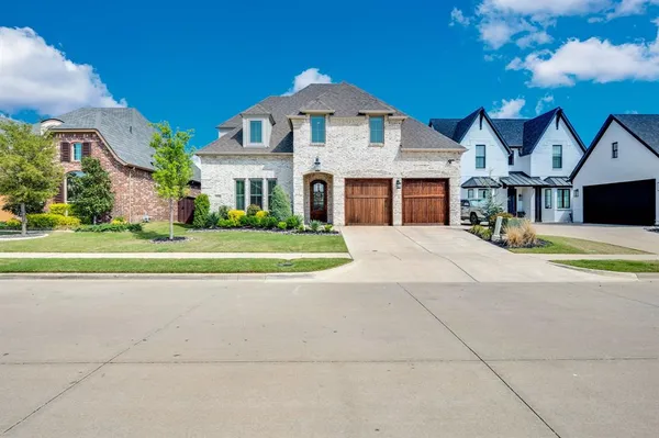 $740,000 | 2218 Somercrest Place, Midlothian, TX 76065