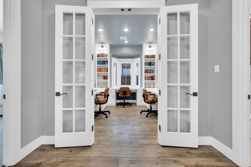 2218 Somercrest Place Midlothian, TX 76065 - Photo 20 of 40 Gorgeous office space