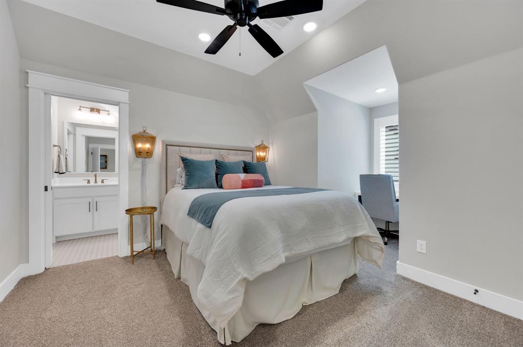 2218 Somercrest Place Midlothian, TX 76065 - Photo 29 of 40 Secondary bedroom upstairs