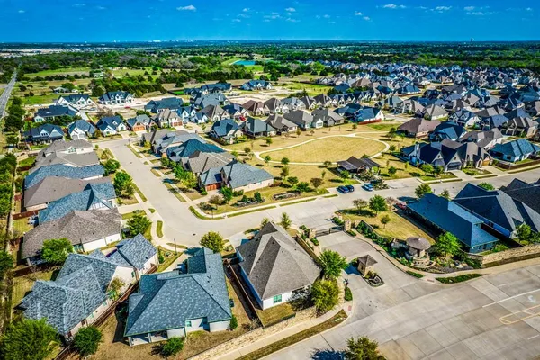 $740,000 | 2218 Somercrest Place, Midlothian, TX 76065