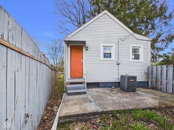 $80,000 | 3318 East 14th Street, Muncie, IN 47302