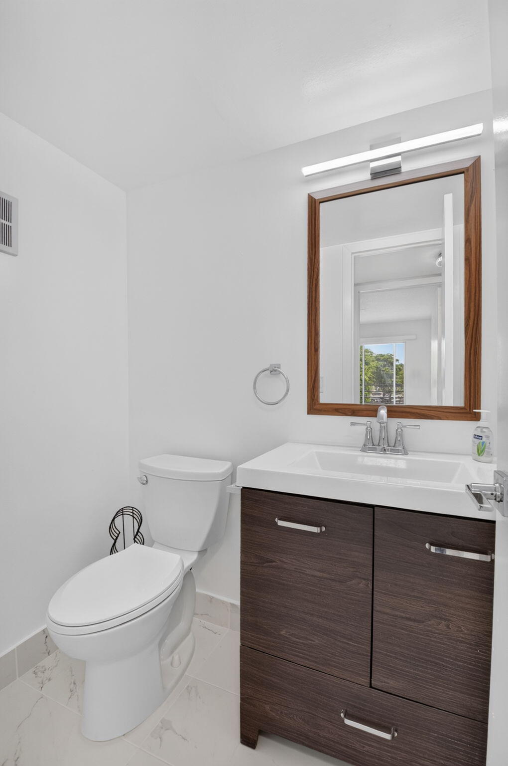 3080 Cornwall East Boca Raton, FL 33434 - Photo 21 of 55 19-web-or-mls-DSC_4210