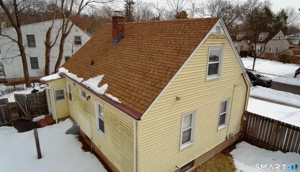 $315,900 | 126 West Helen Street, Hamden, CT 06514