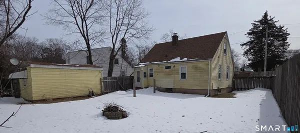 $315,900 | 126 West Helen Street, Hamden, CT 06514