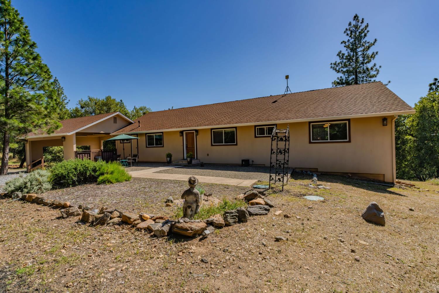 18299 West Clinton Road Jackson, CA 95642 - Photo 12 of 56