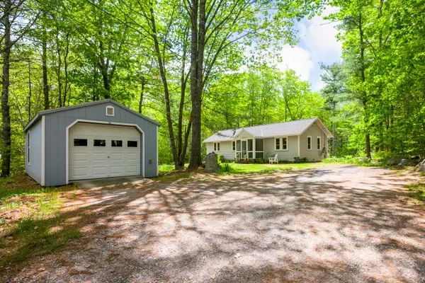 $359,000 | 17 Eagle Lane, Damariscotta, ME 04543