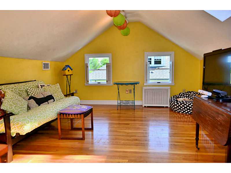 36 Stadium Road Providence, RI 02906 - Photo 19 of 25 Bonus Room. Loft