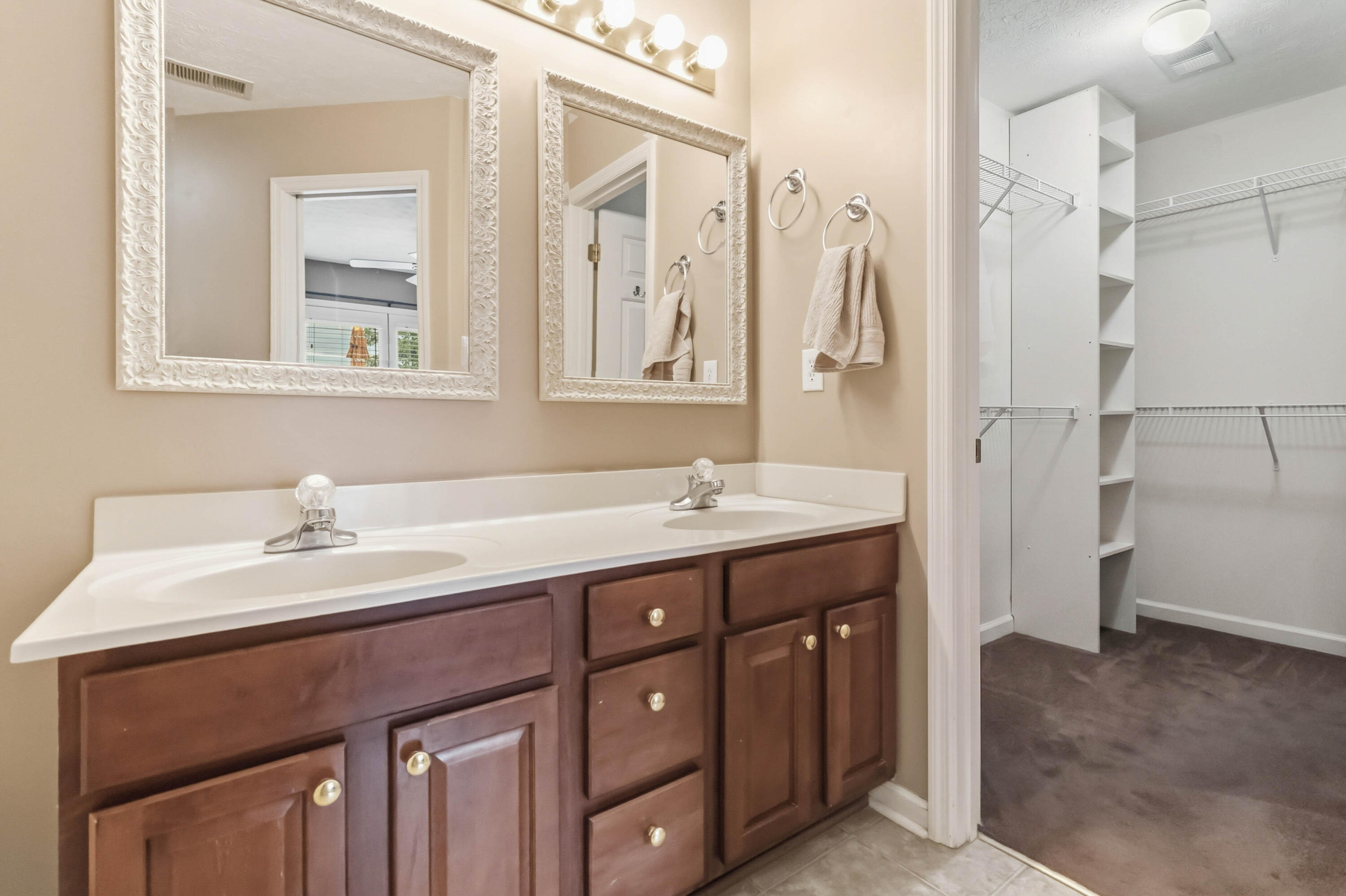 2560 Spring Valley Loop Lexington, KY 40511 - Photo 18 of 30 IMG_4065.1