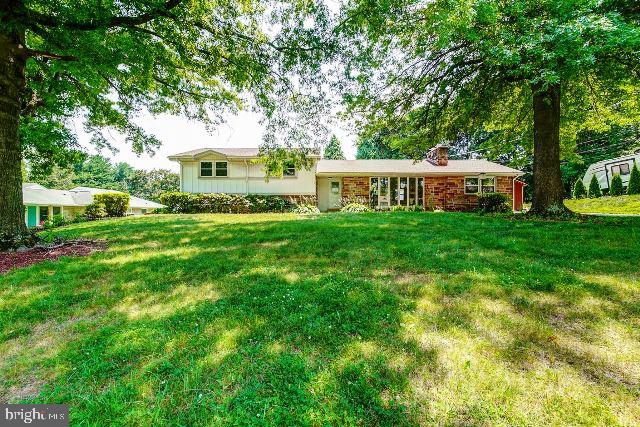 4309 Meadowcrest Road Harrisburg, PA 17112 - Photo 1 of 20 Gallery Image 1