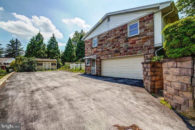 4309 Meadowcrest Road Harrisburg, PA 17112 - Photo 17 of 20 Gallery Image 17