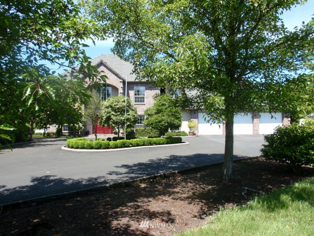 21011 Northwest 35th Court Ridgefield, WA 98642 - Photo 2 of 9