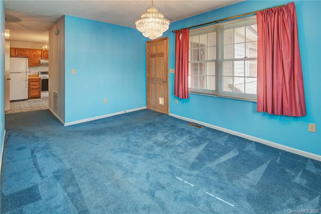 661 Old Fort Road Fairview, NC 28730 - Photo 12 of 30 Gallery Image 12