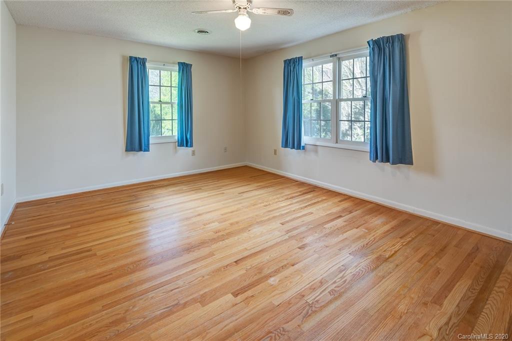 661 Old Fort Road Fairview, NC 28730 - Photo 26 of 30 Gallery Image 26