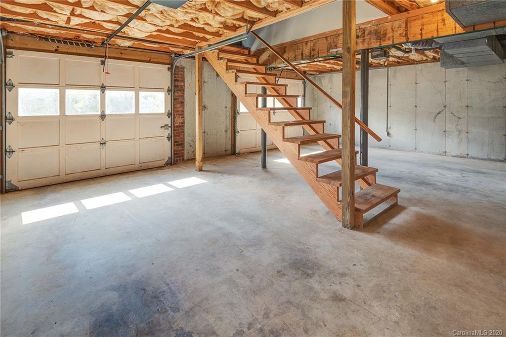 661 Old Fort Road Fairview, NC 28730 - Photo 29 of 30 Gallery Image 29