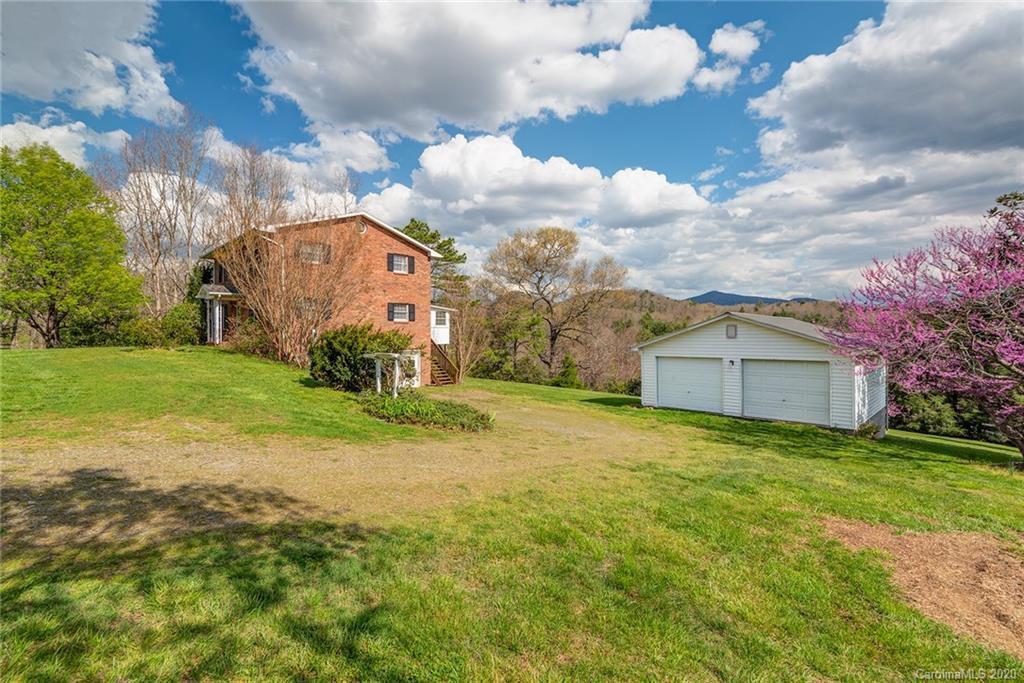 661 Old Fort Road Fairview, NC 28730 - Photo 6 of 30 Gallery Image 6