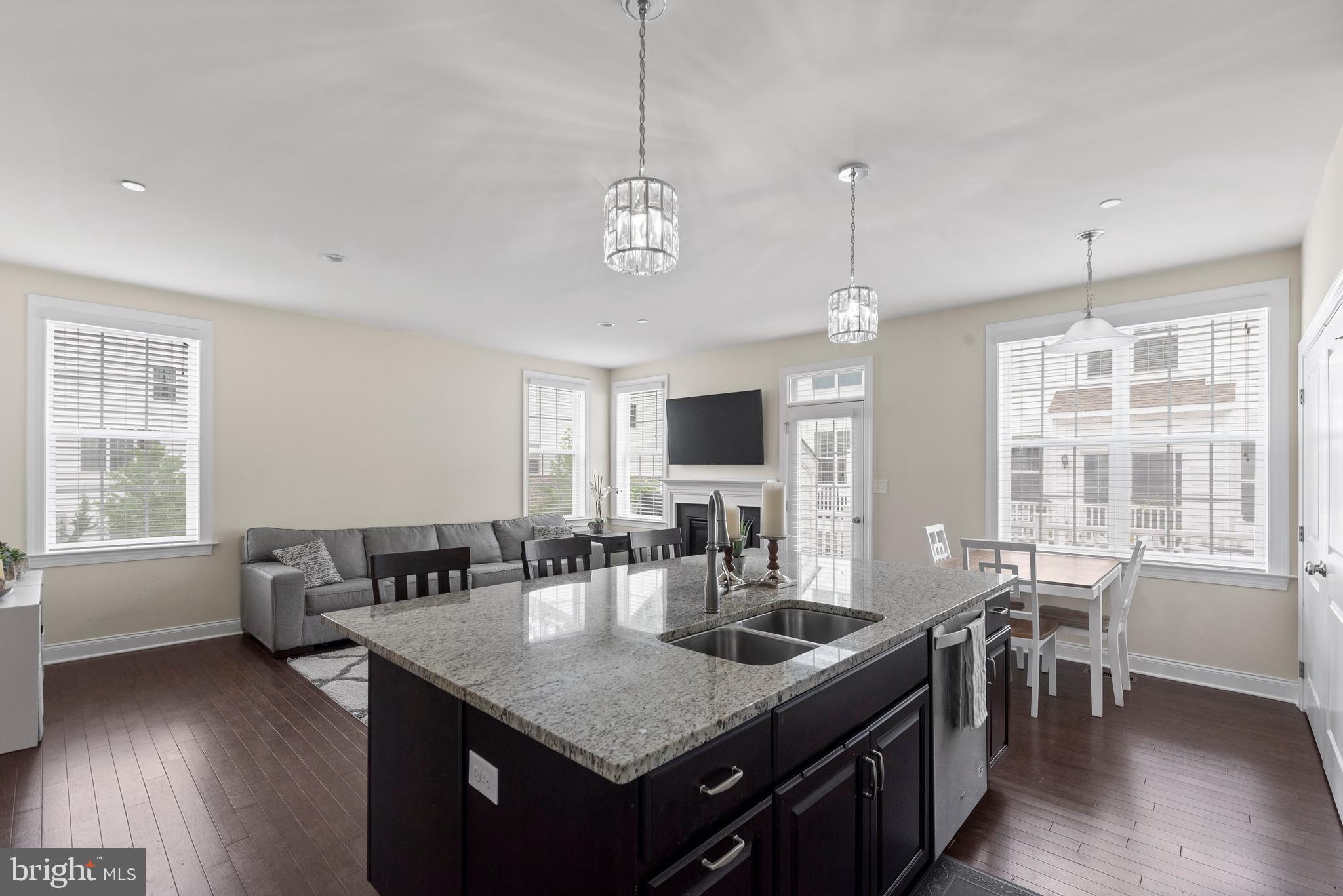 301 Murray Lane Springfield, PA 19064 - Photo 12 of 32 Gallery Image 12